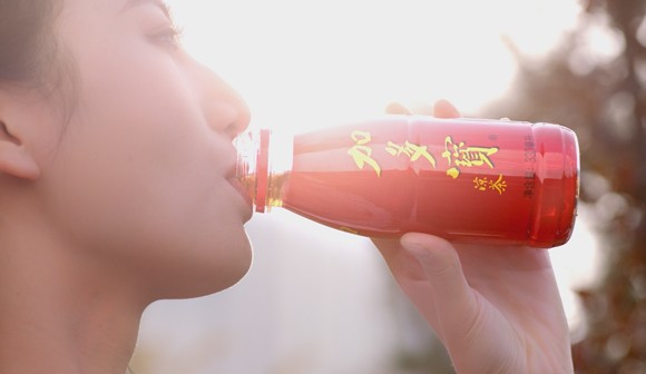 加多宝户外篇广告拍摄_北京凯玛-宣传片拍摄制作公司-专业企业宣传片、TVC广告片、​纪录片、视频​​拍摄制作